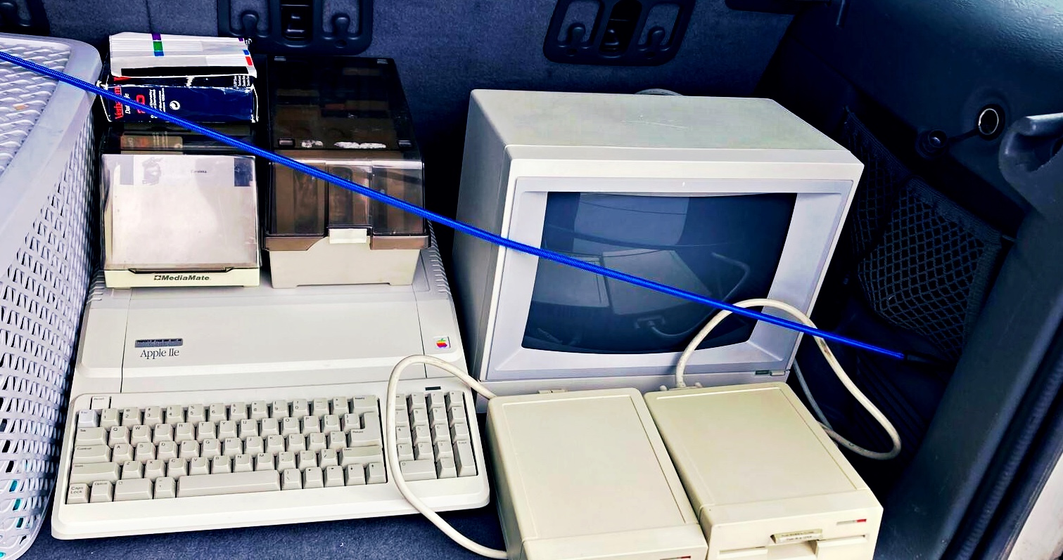 Apple IIe Platinum